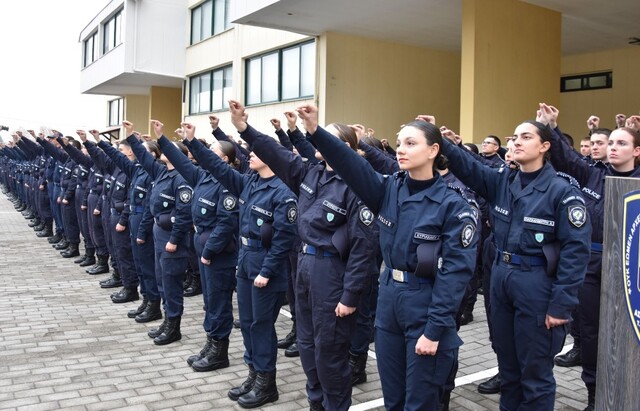 Ορκίστηκαν 266 νέοι Δόκιμοι Αστυφύλακες στη Νάουσα (φωτο)